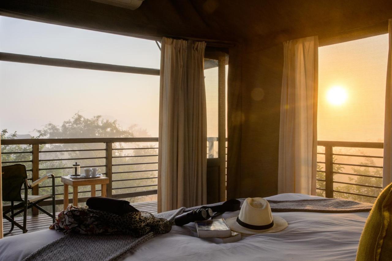 Ndhula Luxury Tented Lodge 화이트 리버 외부 사진