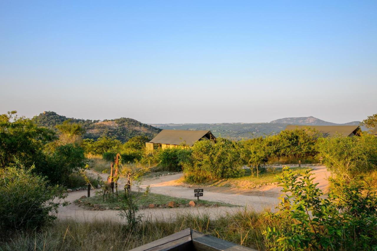 Ndhula Luxury Tented Lodge 화이트 리버 외부 사진