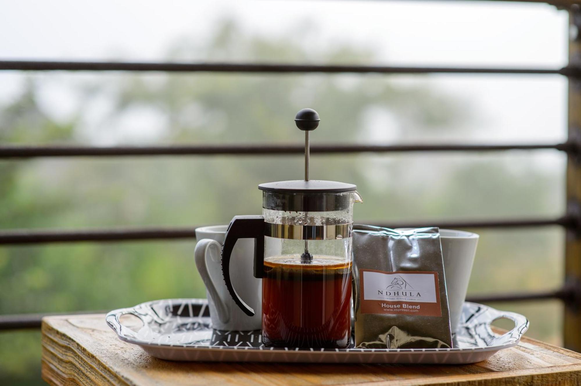 Ndhula Luxury Tented Lodge 화이트 리버 외부 사진