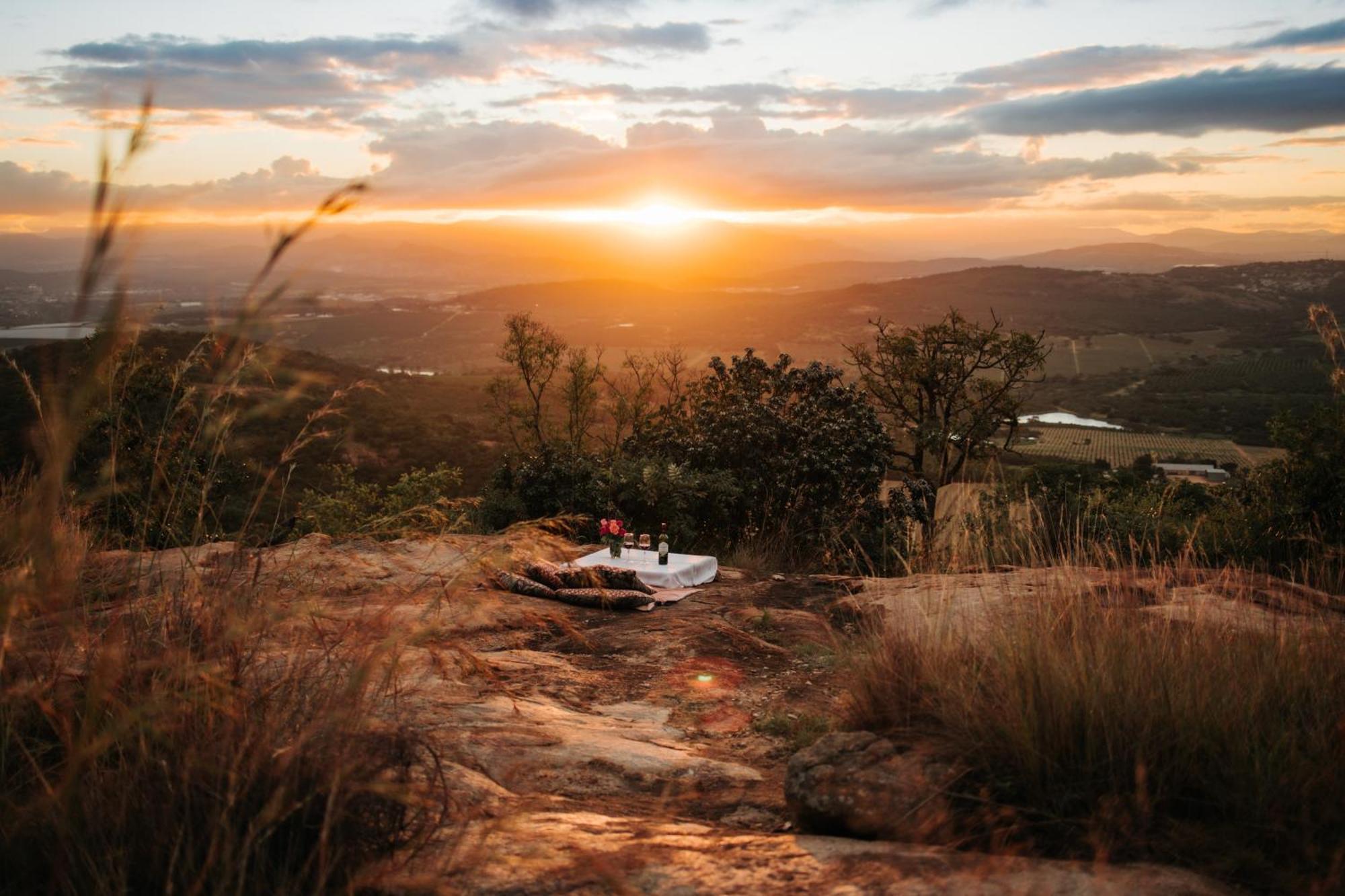 Ndhula Luxury Tented Lodge 화이트 리버 외부 사진