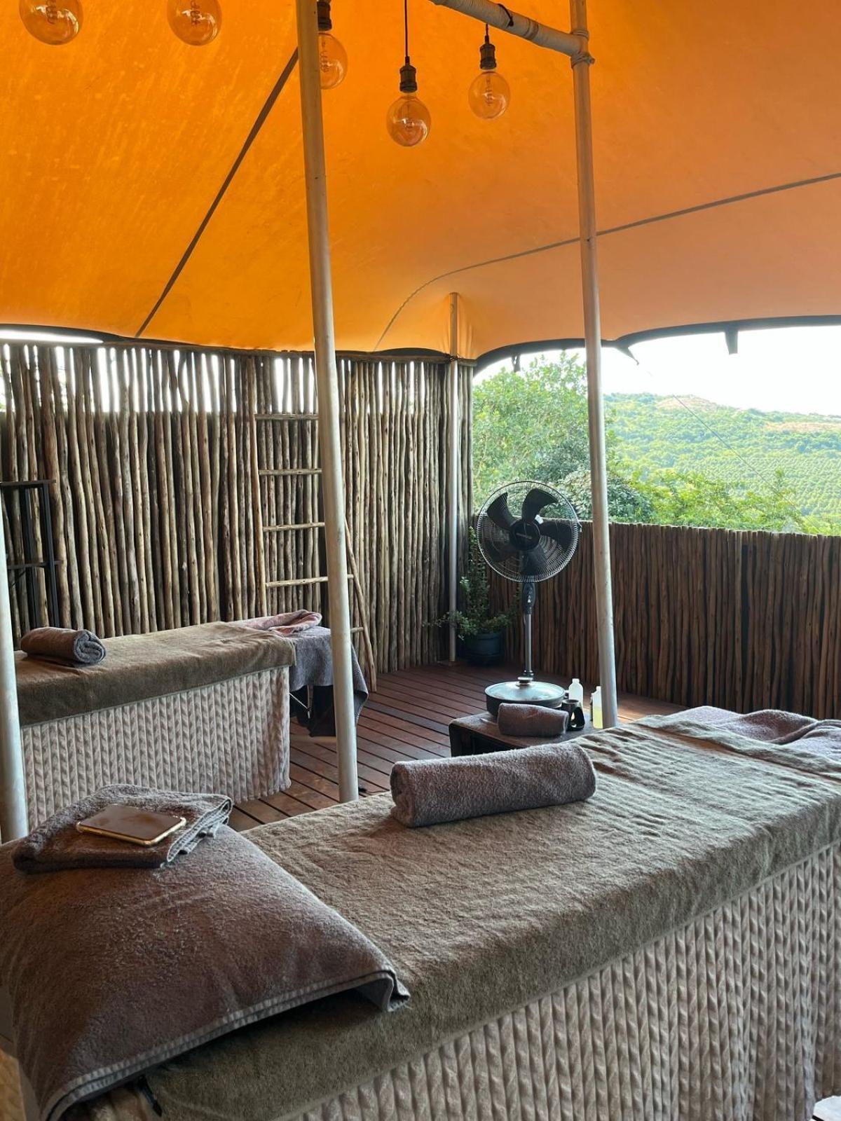 Ndhula Luxury Tented Lodge 화이트 리버 외부 사진