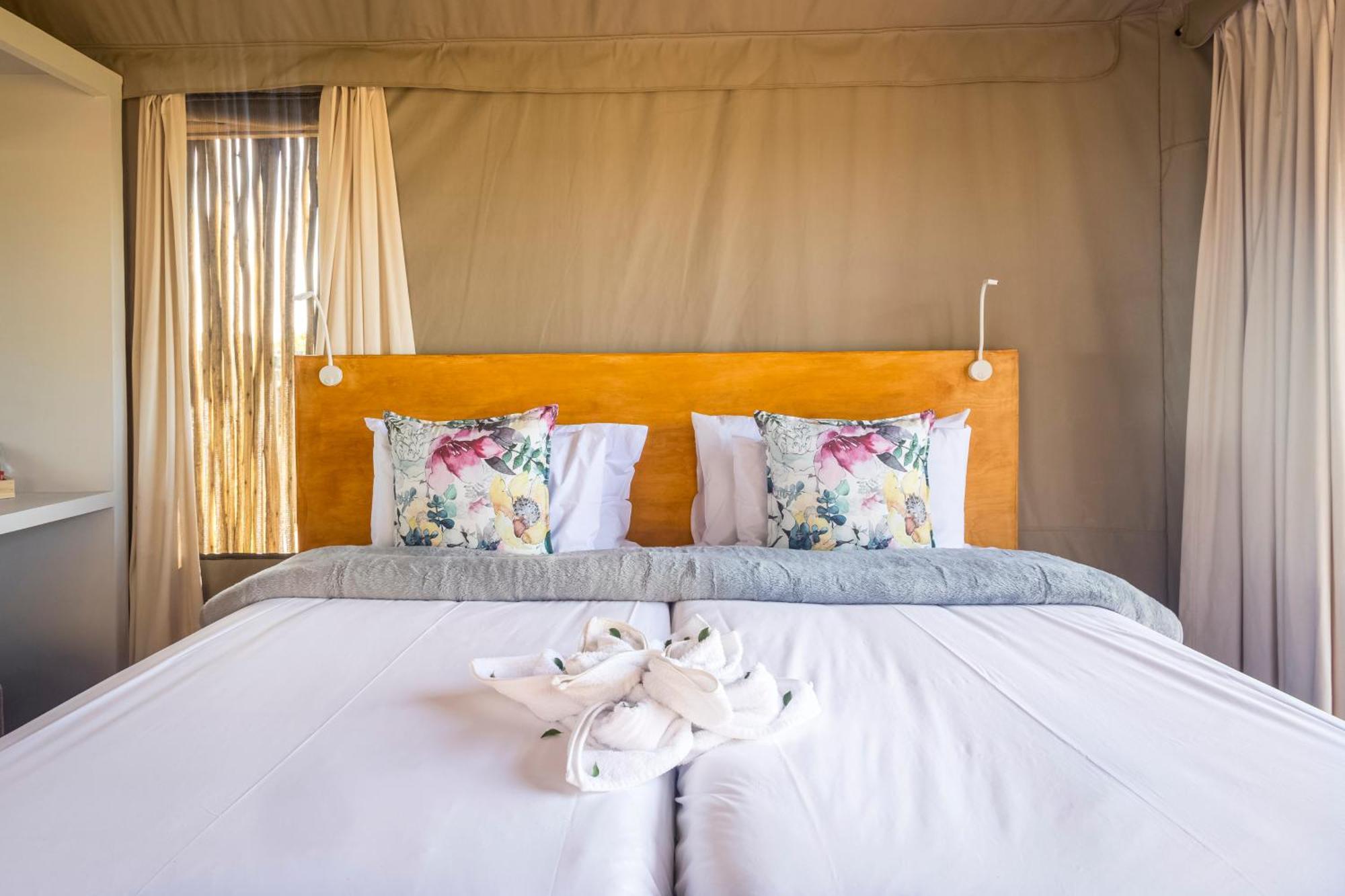 Ndhula Luxury Tented Lodge 화이트 리버 외부 사진
